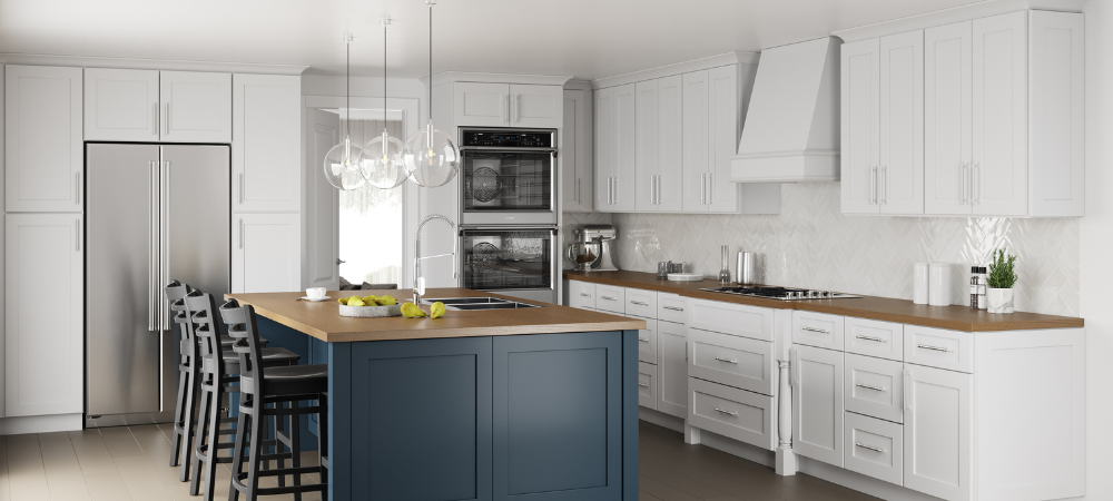 Modern kitchen with sleek white Shaker cabinets, blending seamlessly with contemporary decor.